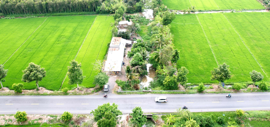 🔴 Đất đẹp khu vực đông đúc mặt tiền Quốc lộ 61C kế bên quán cafe