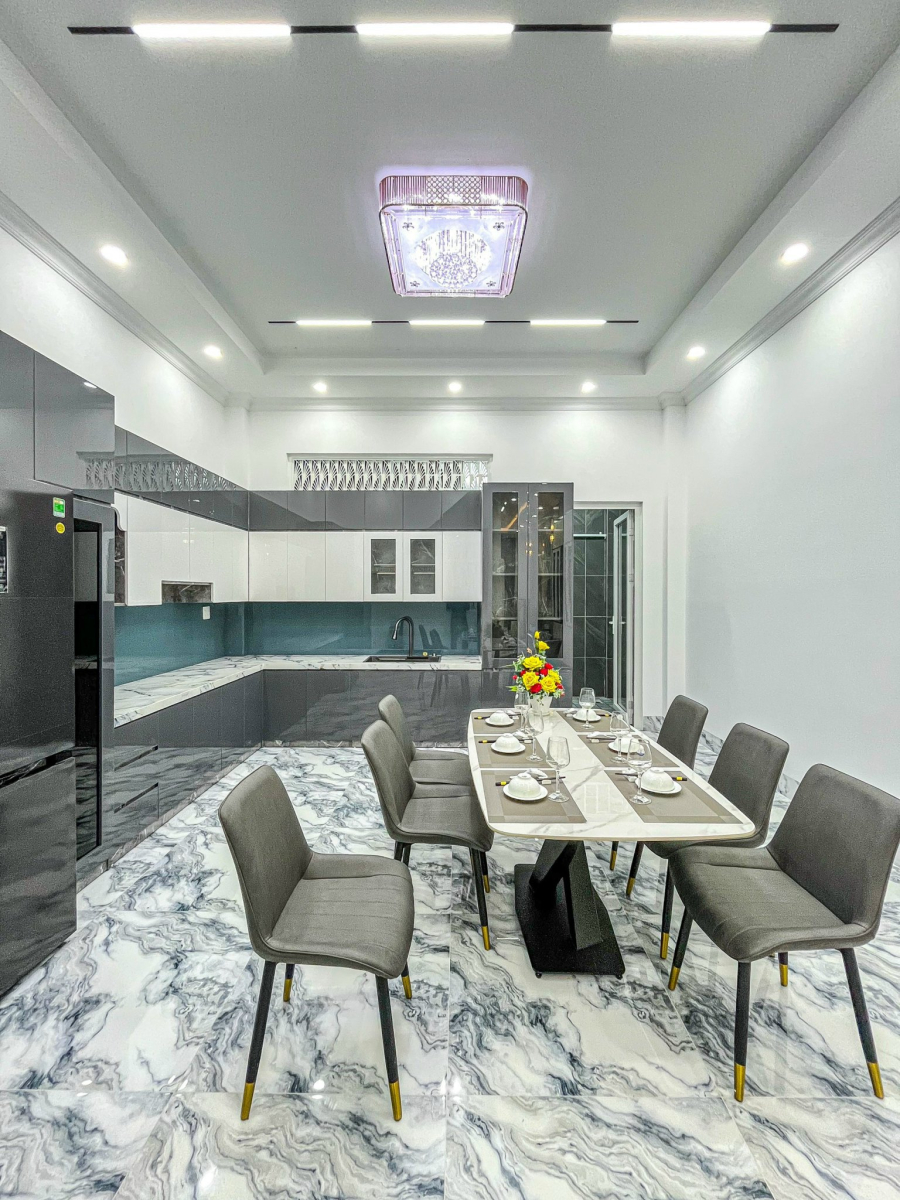 🎄NHÀ 3 LẦU FULL NỘI THẤT ĐƯỜNG D13 HỒNG LOAN 6A 