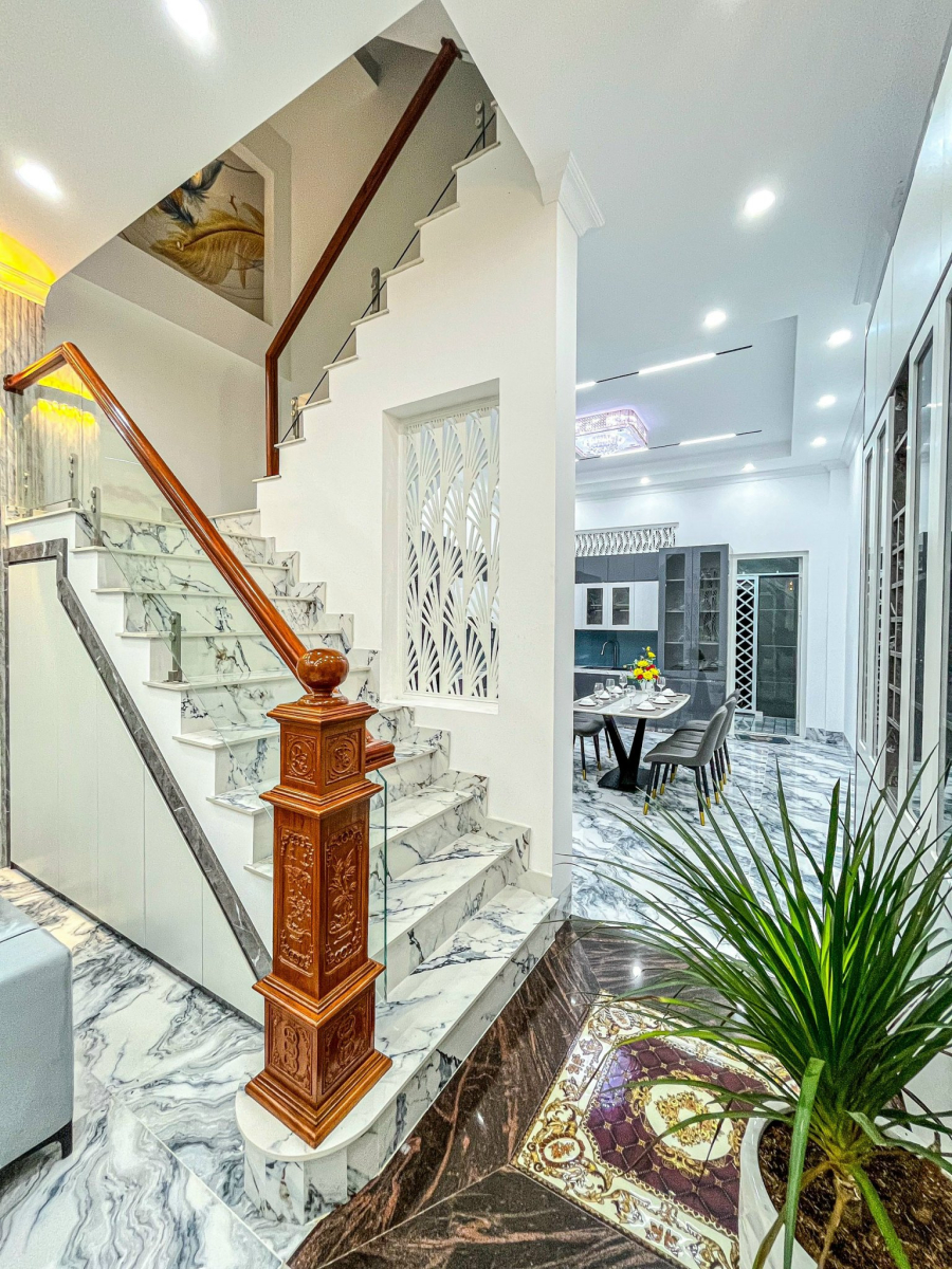 🎄NHÀ 3 LẦU FULL NỘI THẤT ĐƯỜNG D13 HỒNG LOAN 6A 