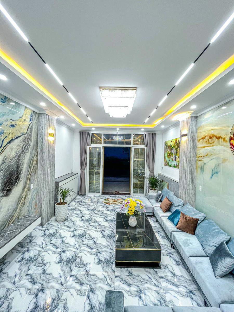 🎄NHÀ 3 LẦU FULL NỘI THẤT ĐƯỜNG D13 HỒNG LOAN 6A 