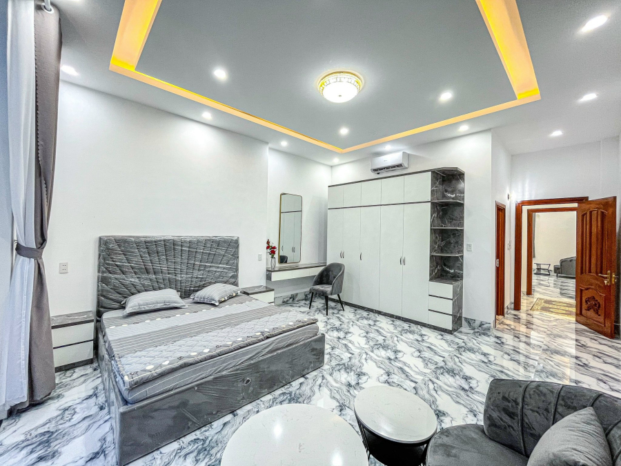 🎄NHÀ 3 LẦU FULL NỘI THẤT ĐƯỜNG D13 HỒNG LOAN 6A 