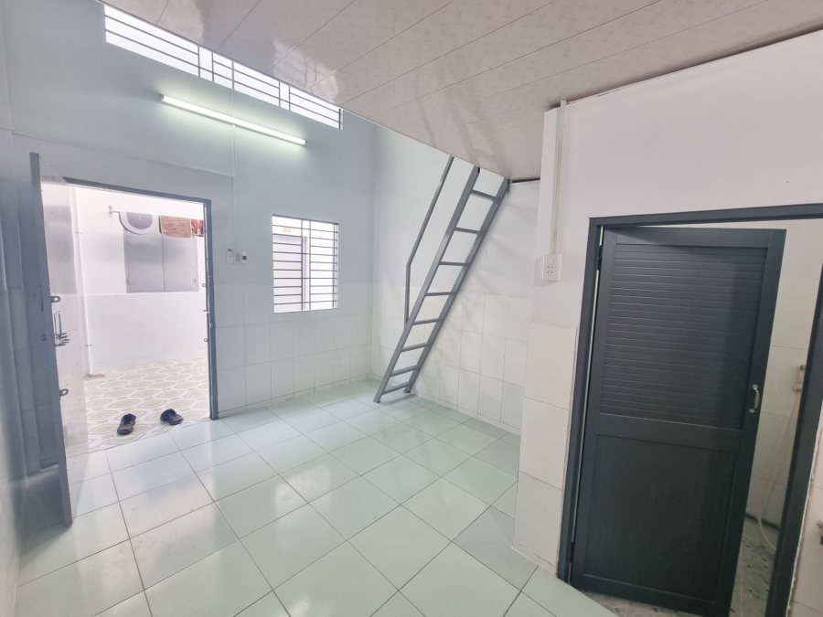 ☎ Phòng trọ mặt tiền hẻm 49 - Trần Hoàng Na - 2.6 tr