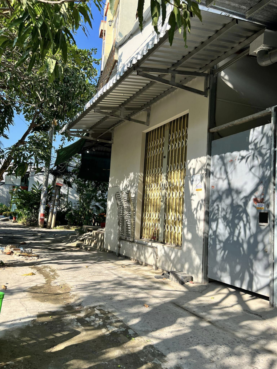 👉BÁN NHÀ TRỌ MỚI XÂY HẺM 11 NGUYỄN VĂN LINH - Đang làm lộ 12m