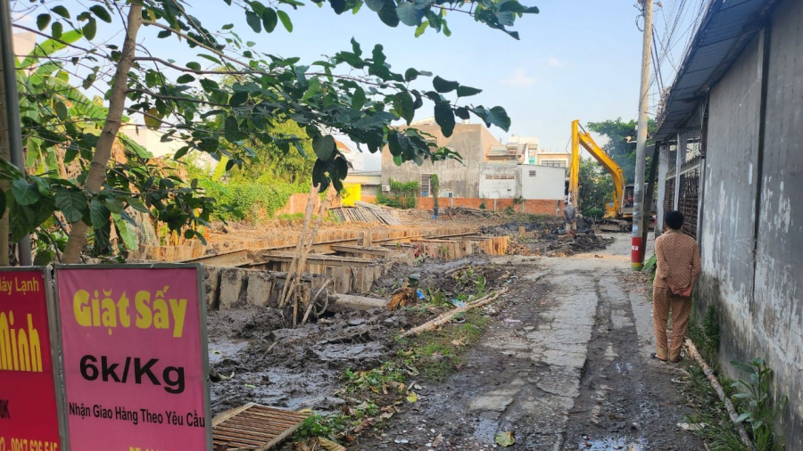 👉BÁN NHÀ TRỌ MỚI XÂY HẺM 11 NGUYỄN VĂN LINH - Đang làm lộ 12m