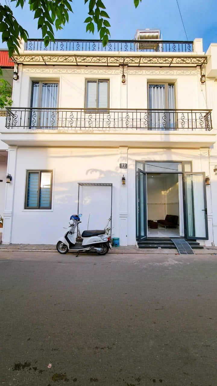 BÁN NHÀ MẶT TIỀN LÊ VĂN SÔ 1 TRỆT 1 LẦU 