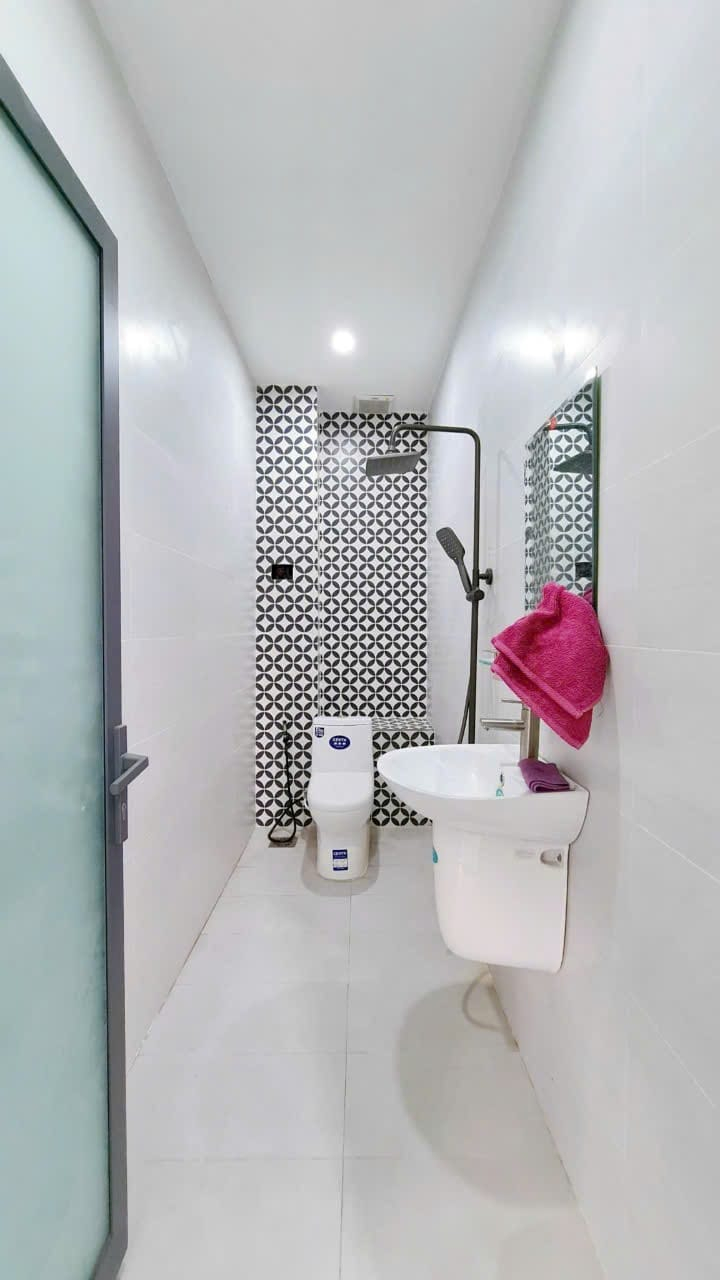 BÁN NHÀ MẶT TIỀN LÊ VĂN SÔ 1 TRỆT 1 LẦU 