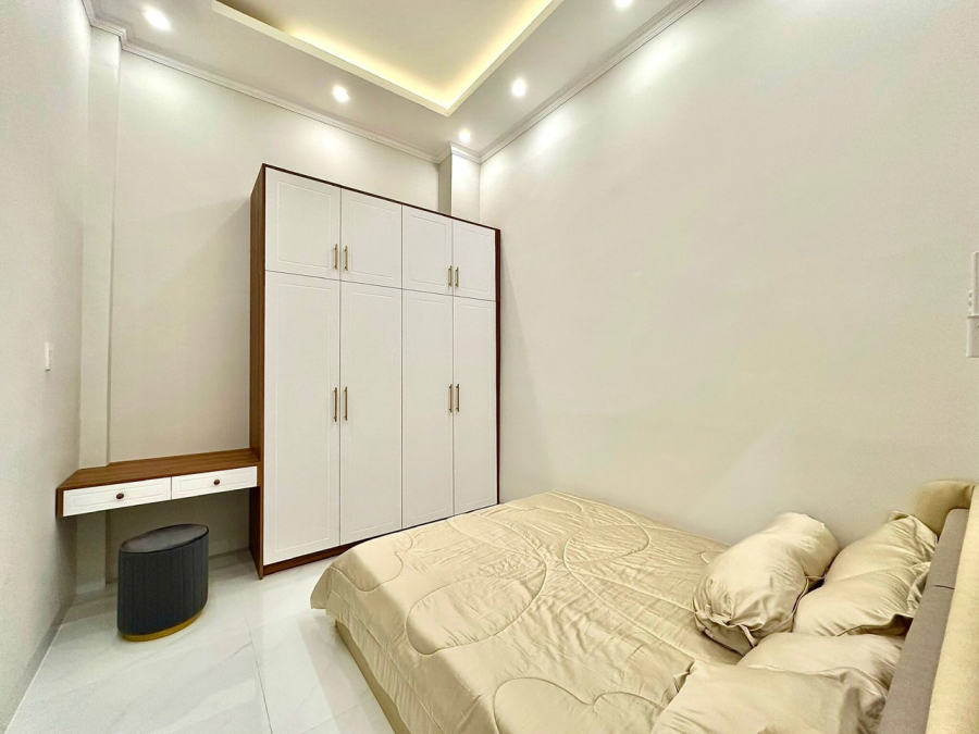 Chủ Gửi - Nhà Trệt Lầu KDC Hồng Loan