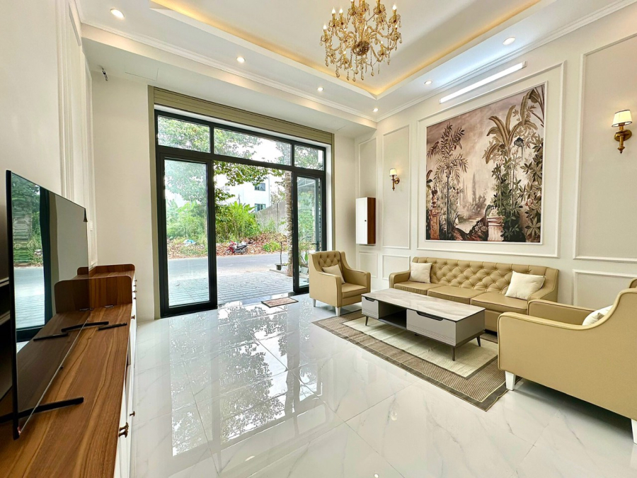 Chủ Gửi - Nhà Trệt Lầu KDC Hồng Loan