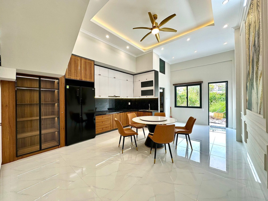 Chủ Gửi - Nhà Trệt Lầu KDC Hồng Loan