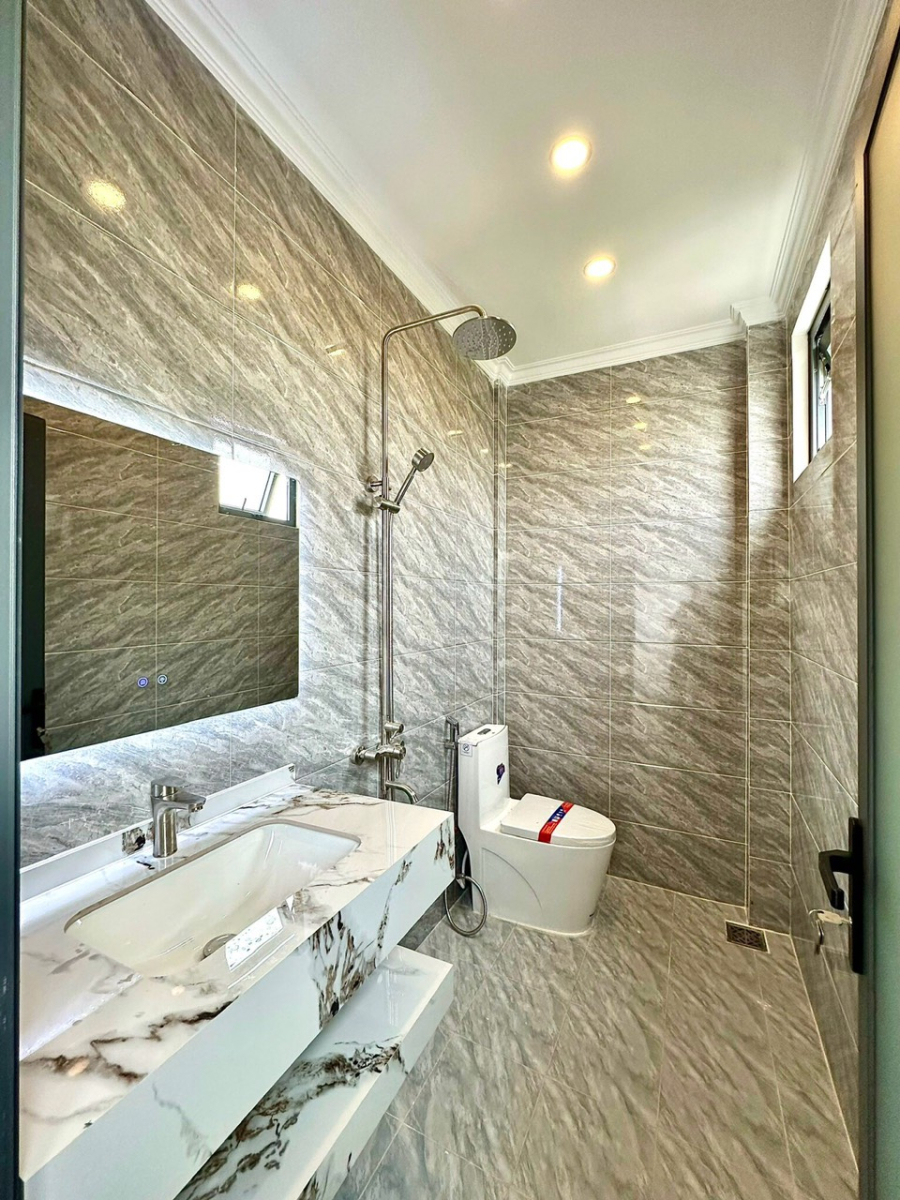 Chủ Gửi - Nhà Trệt Lầu KDC Hồng Loan