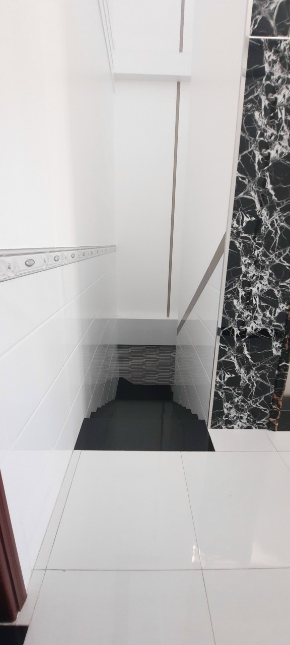 🔖 BÁN NHÀ - 1 TRỆT 3 LẦU - VỊ TRÍ ĐẸP KDC HƯNG PHÚ 1 CẦN THƠ 