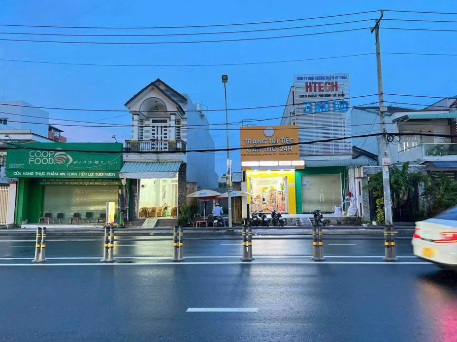 ⭐ Nền mặt tiền Trần Hoàng Na đoạn giữa 30/4 và Tầm Vu