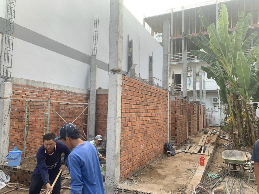 💲 Dãy trọ 5 phòng đang xây đường C1 KDC Thiên Lộc (cạnh trường Việt Mỹ)