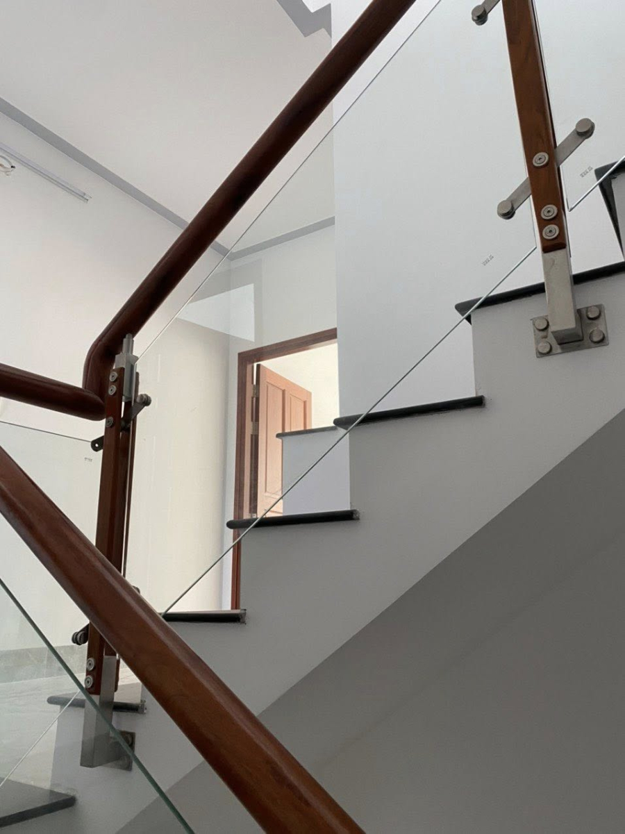 Nhà hoàn thiện trục chính đường A2 Phú An