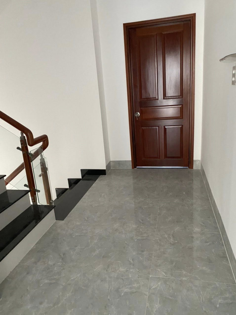 Nhà hoàn thiện trục chính đường A2 Phú An