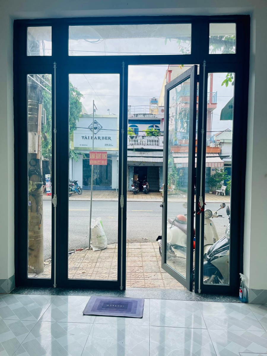 NHÀ 2 GÓC MẶT TIỀN ĐƯỜNG PHẠM NGŨ LÃO