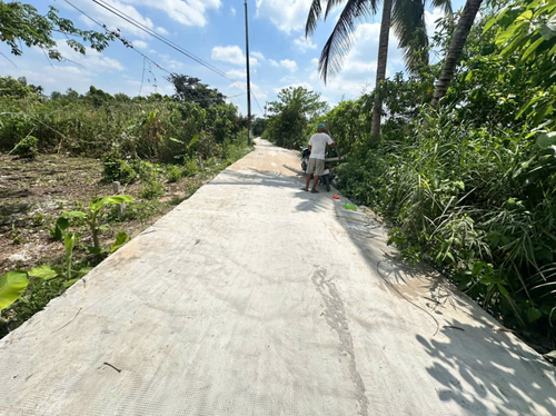 Gần 300m2, có sẵn 80m2 thổ cư lên thêm dễ dàng