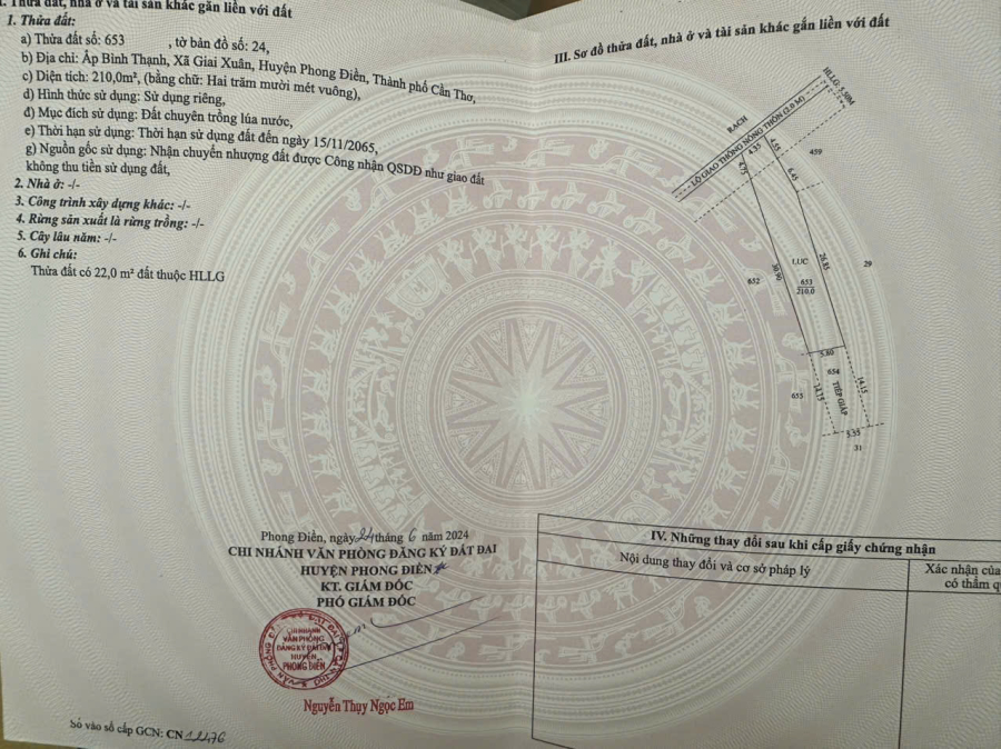 Gần 300m2, có sẵn 80m2 thổ cư lên thêm dễ dàng