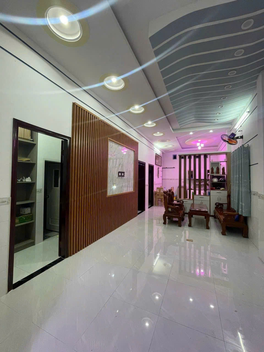 Nhà trục chính KDC Sơn Thủy đường Nguyễn Văn Linh