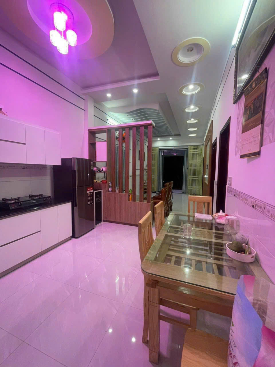 Nhà trục chính KDC Sơn Thủy đường Nguyễn Văn Linh