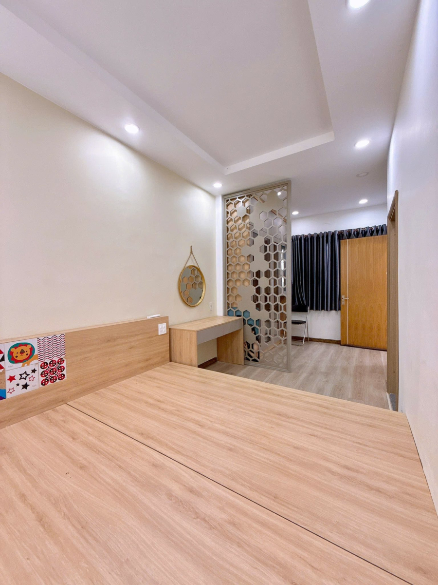 Nhà trệt lững đường Phạm Thế Hiển - An Khánh