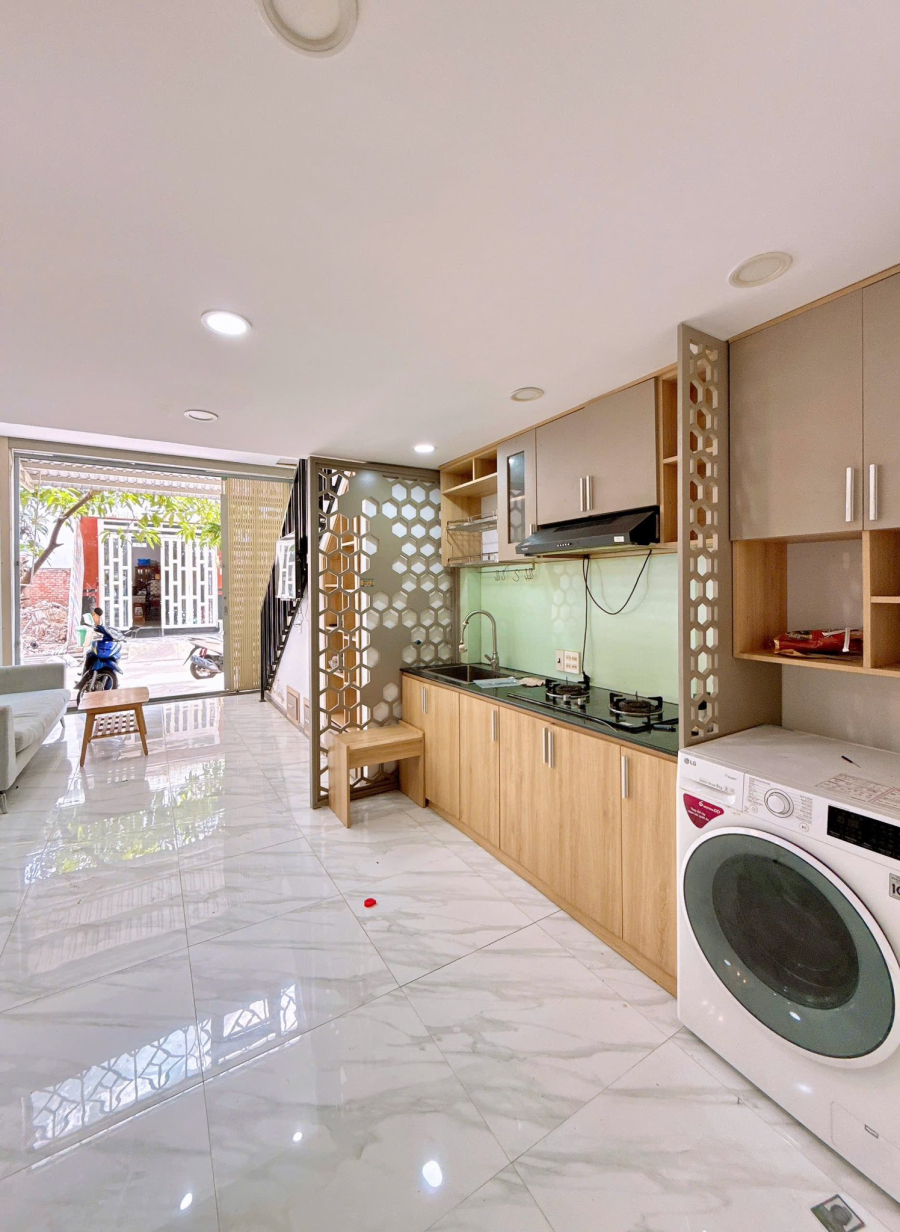 Nhà trệt lững đường Phạm Thế Hiển - An Khánh