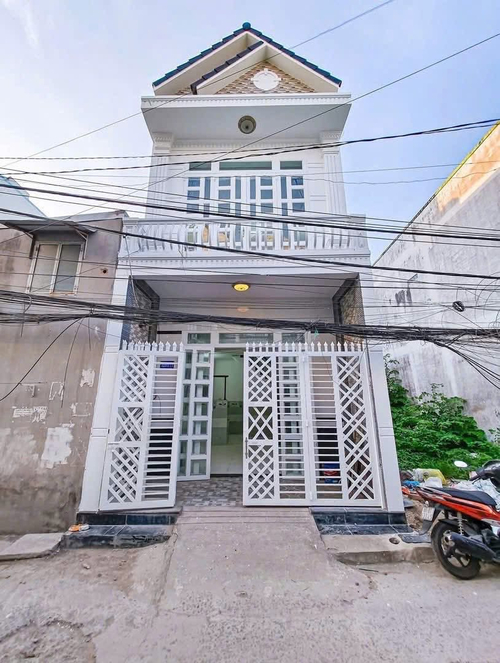 Nhà trục chính hẻm BV Đa Khoa Trung Ương