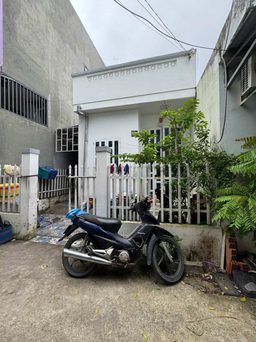 Bán nền tặng nhà cấp 4 Hẻm 388Z gần Đại học Y Dược