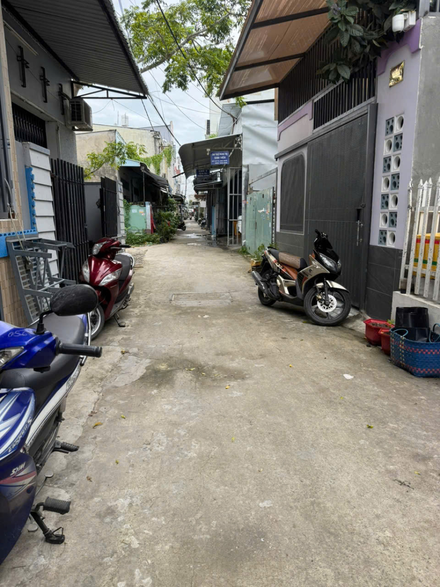 Bán nền tặng nhà cấp 4 Hẻm 388Z gần Đại học Y Dược