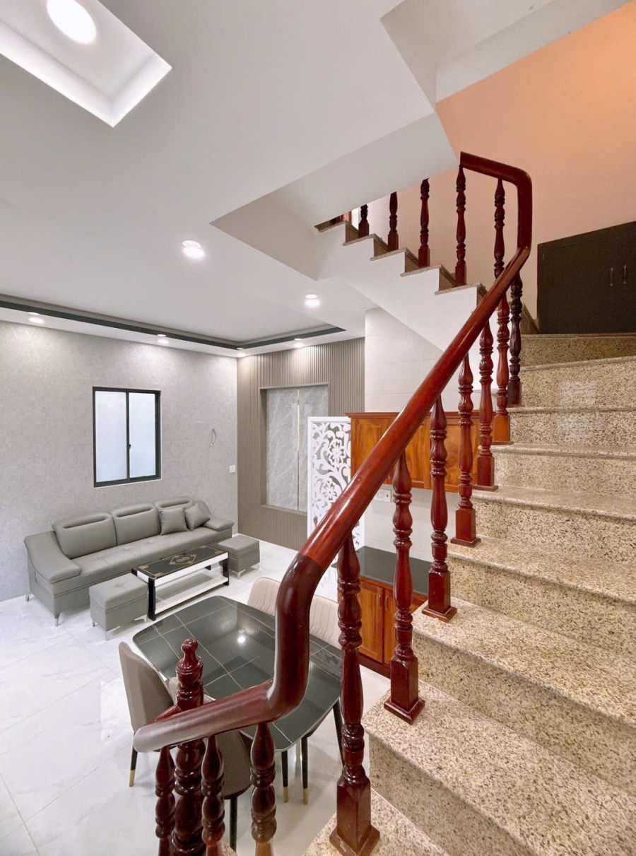 Nhà 2 mặt tiền hẻm 77 Phạm Ngũ Lão